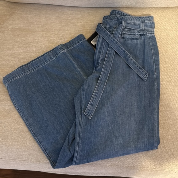 NEW PAIGE anessa pants with belt. Super cute!! - Picture 8 of 8